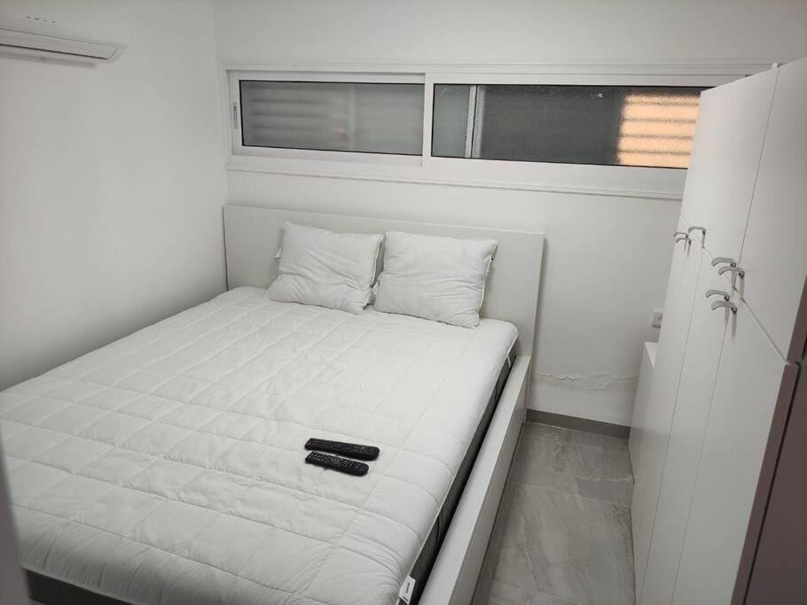 יחידת אירוח חדשה ומקסימה בכרמיאל Apartment Luaran gambar